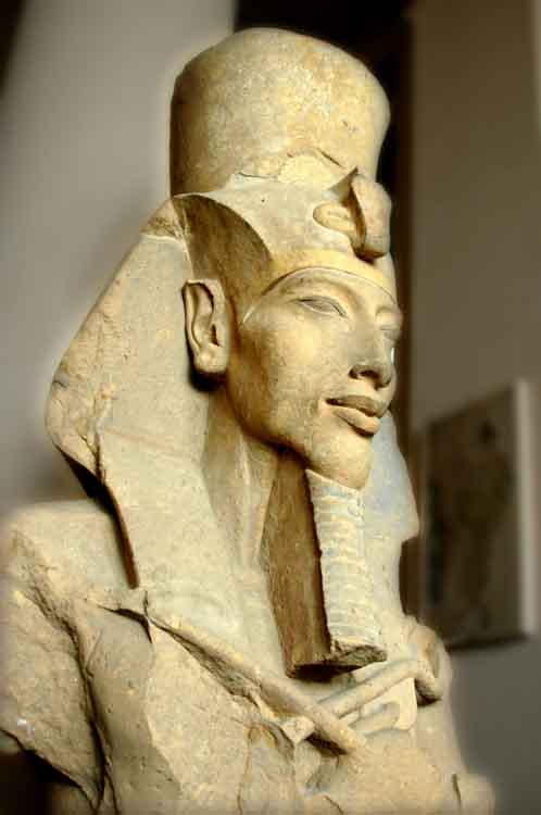 Amenhotep vs Tutanchamon Akhenaten