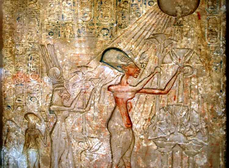 stela of akhenaten and nefertiti 1