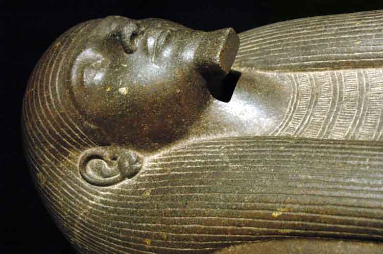 Dynasty 21 Psusennes I sarcophagus 3