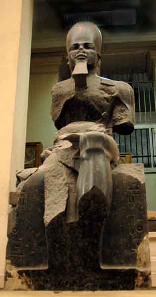 egpytian_museum_cairo_7071