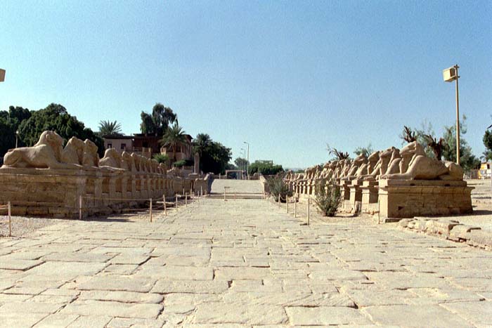 karnak_2002_083