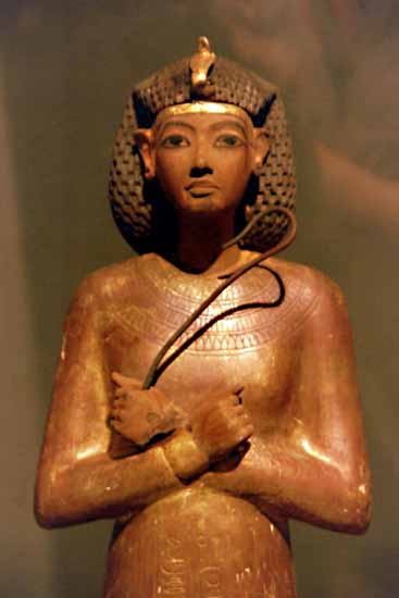 متحف الاقصر>>Luxor Museum> Shwabty,%20TUTANKHAMUN%201