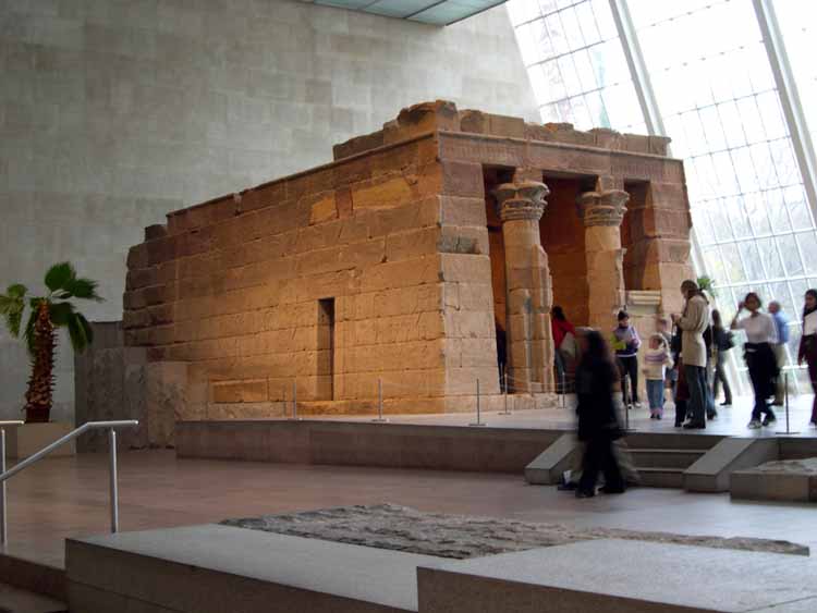 temple of Dendur in the Metropolitan Museum of Art in New York