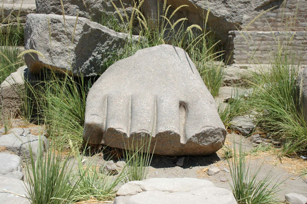 ramesseum_jul_2006_0009