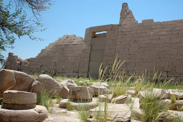 ramesseum_jul_2006_0011