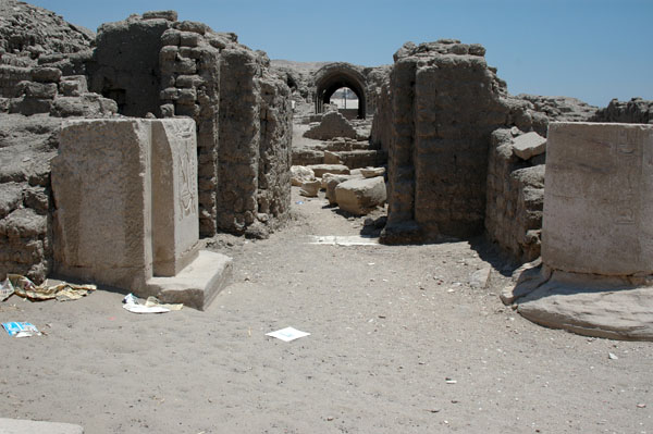 ramesseum_jul_2006_0042