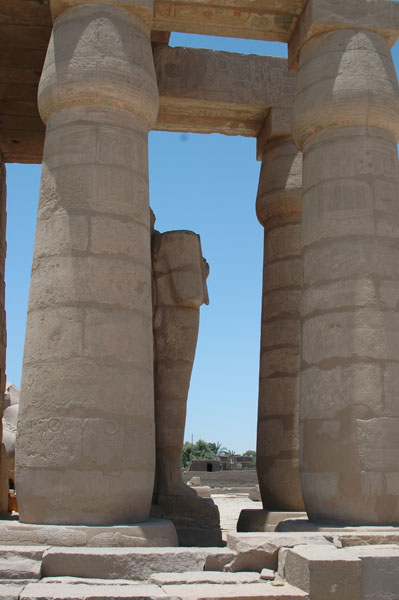 ramesseum_jul_2006_0100