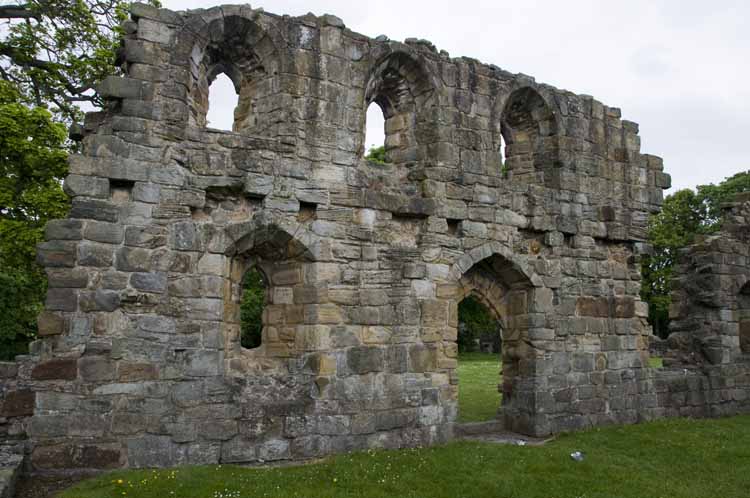 Basingwerk_Abbey_14_2013