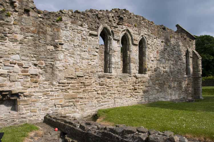 Basingwerk_Abbey_31_2013