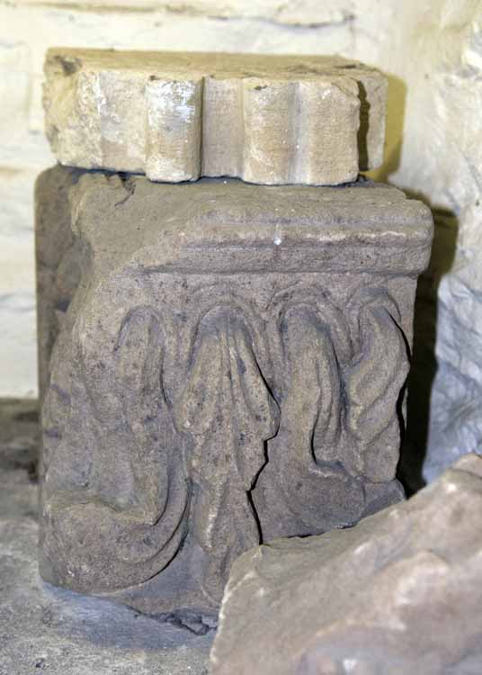 Boyle_Abbey_019_2013