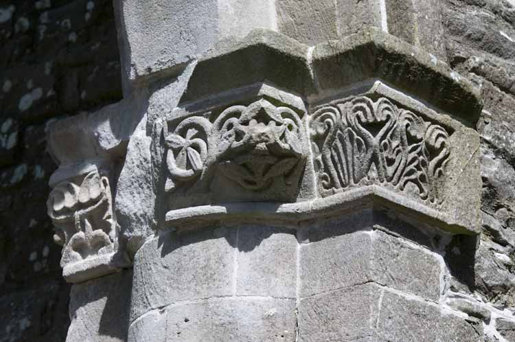 Boyle_Abbey_228_2013
