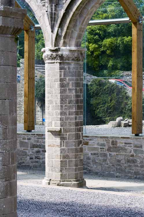 Boyle_Abbey_259_2013