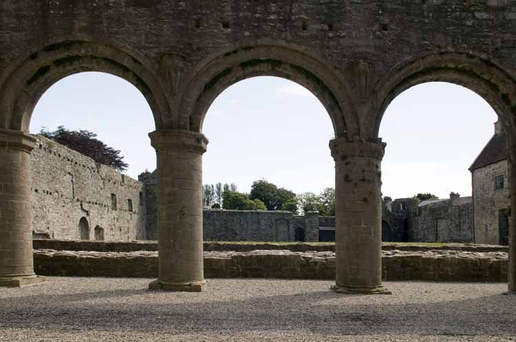 Boyle_Abbey_298_2013
