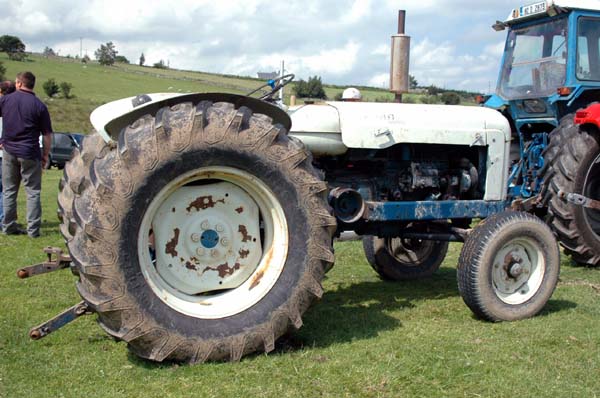 Tractor
Pull,
June
2005
014