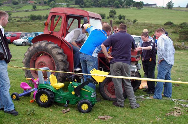 Tractor
Pull,
June
2005
056