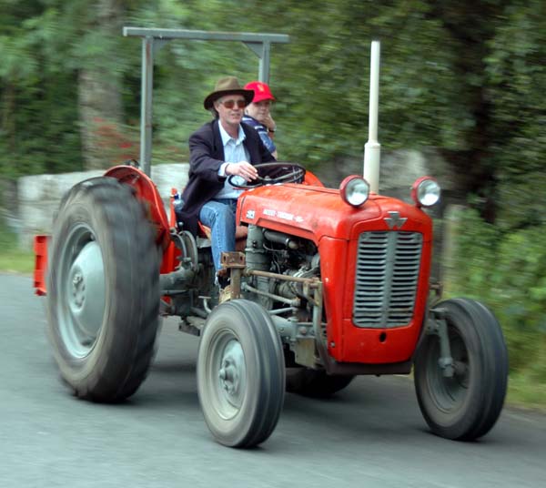 Tractor
Pull,
June
2005
092