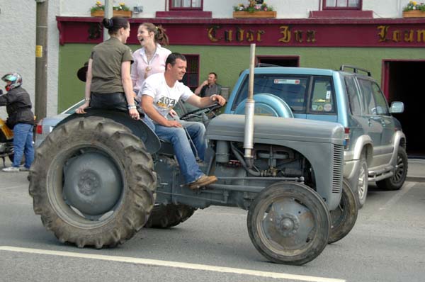Tractor
Pull,
June
2005
212