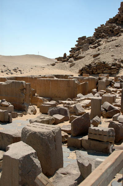 abusir_jul_2006_0024