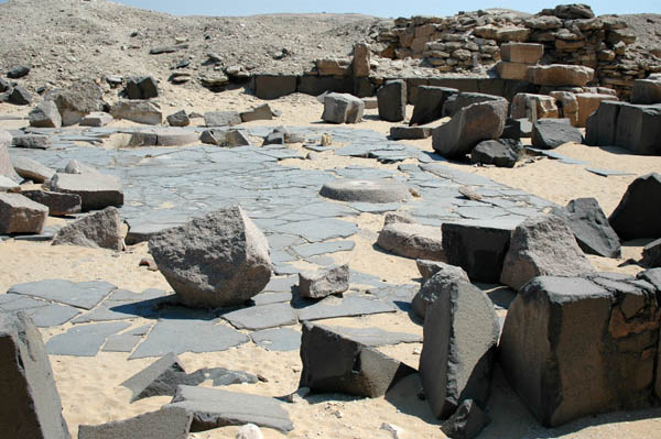 abusir_jul_2006_0109