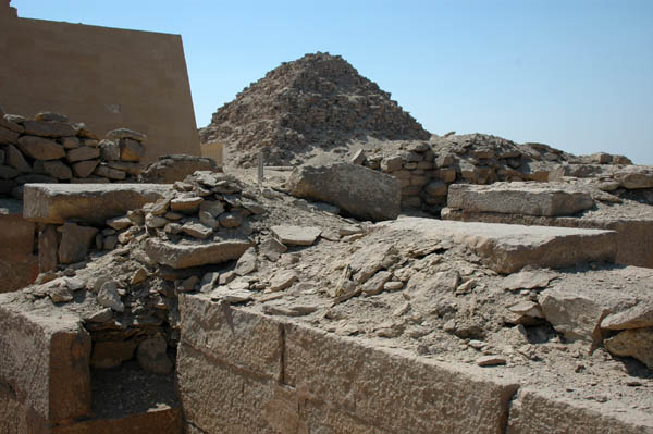 abusir_jul_2006_0173