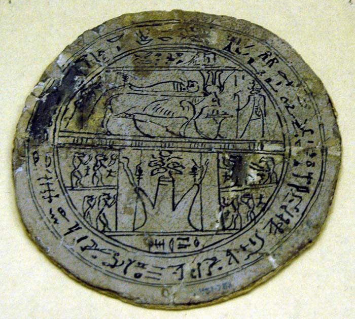 Hypocephalus is inscribed for Tashenkhons, daughter of Khonsardais