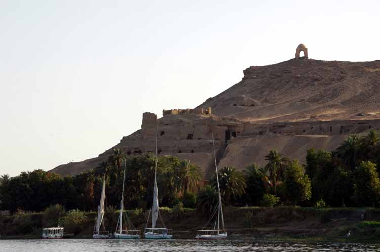 aswan 4
