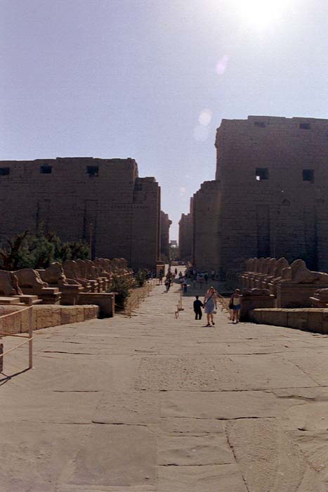 karnak_2002_001