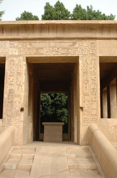 karnak_2004_105