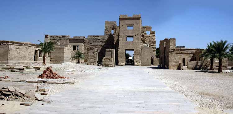 medinet habu 3  interior