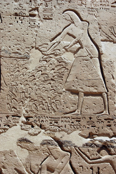medinet_habu_jul_2006_0043