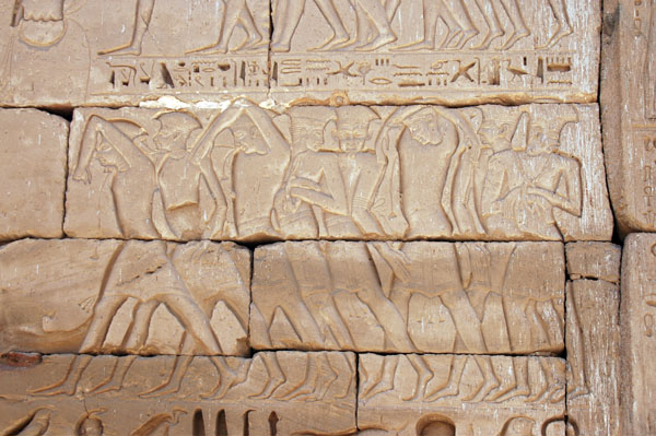 medinet_habu_jul_2006_0054