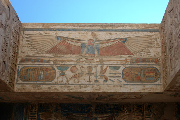 medinet_habu_jul_2006_0058