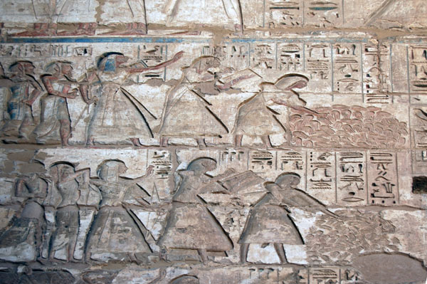 medinet_habu_jul_2006_0066