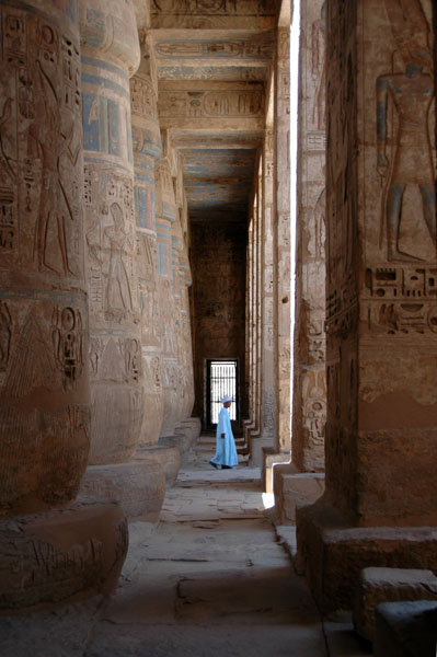 medinet_habu_jul_2006_0090