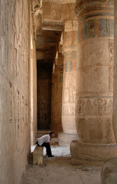 medinet_habu_jul_2006_0094