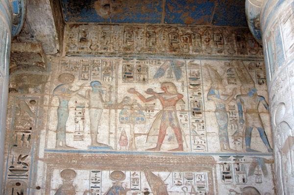 medinet_habu_jul_2006_0101