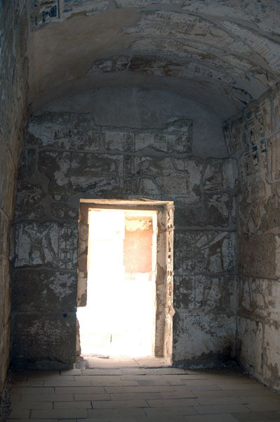 medinet_habu_jul_2006_0127