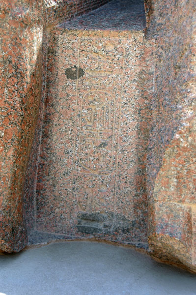 medinet_habu_jul_2006_0138