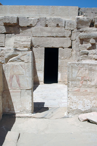 medinet_habu_jul_2006_0151