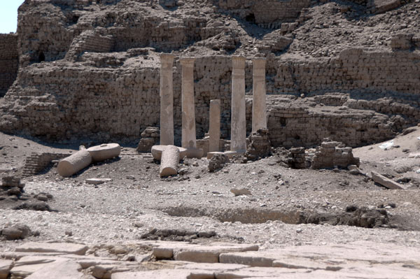 medinet_habu_jul_2006_0221