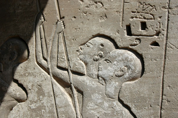 medinet_habu_jul_2006_0235