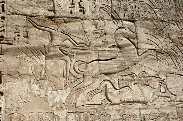 medinet_habu_jul_2006_0236
