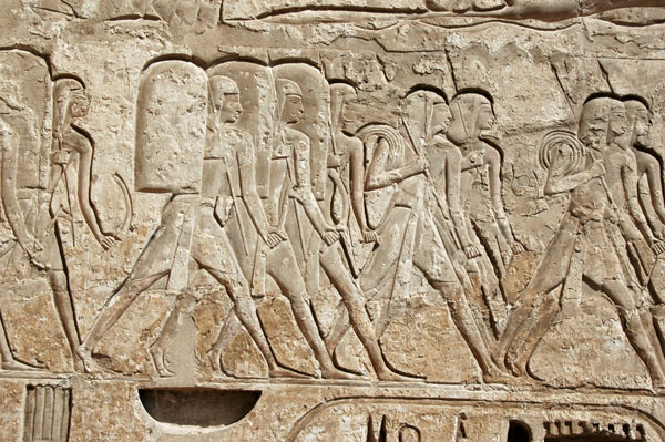 medinet_habu_jul_2006_0239