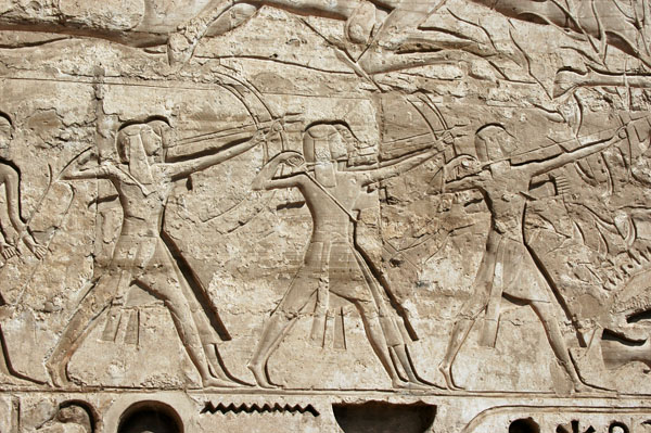 medinet_habu_jul_2006_0240