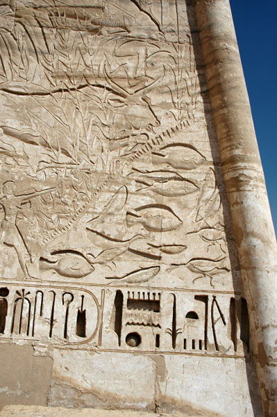 medinet_habu_jul_2006_0241