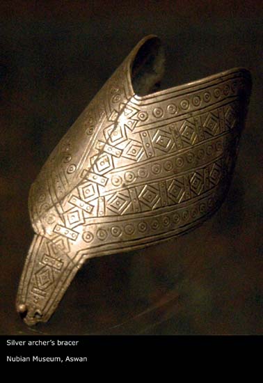archer's bracer001