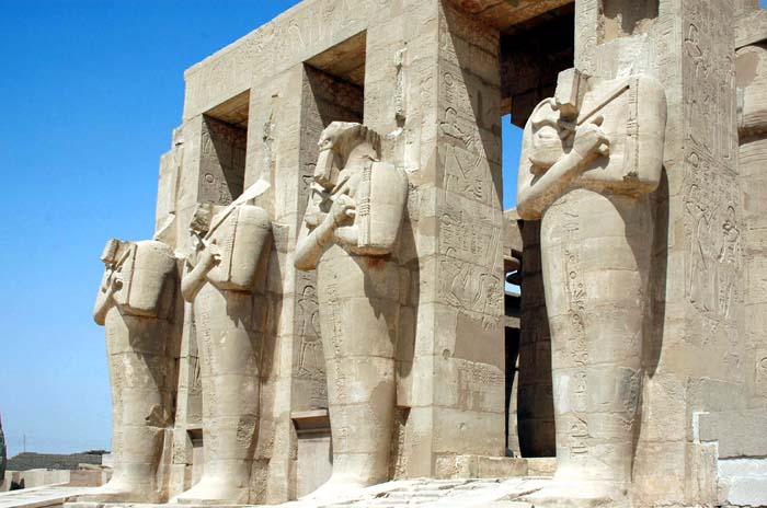 ramesseum_055