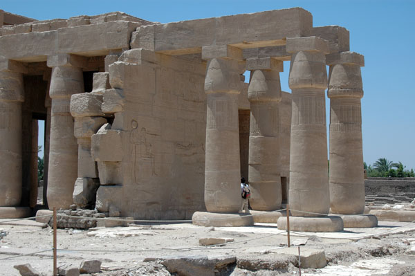 ramesseum_jul_2006_0049
