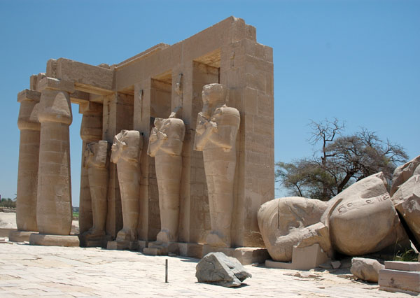 ramesseum_jul_2006_0094
