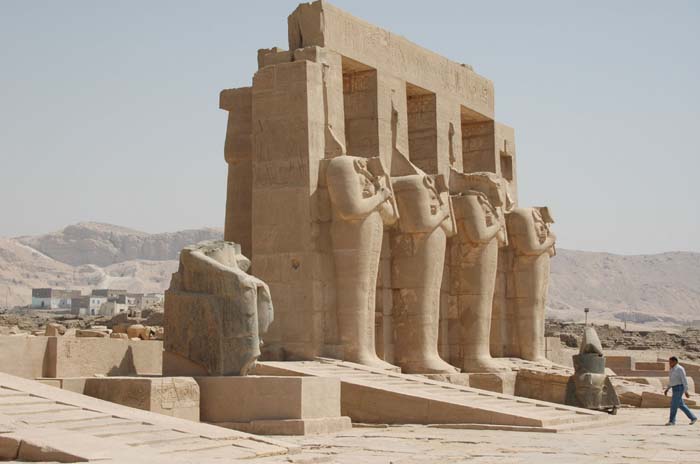 ramesseum_038